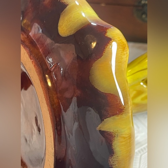 Vintage MCM Blue Mountain Pottery 2 Handle Vase Glossy Yellow & Brown Glaze - Picture 12 of 16